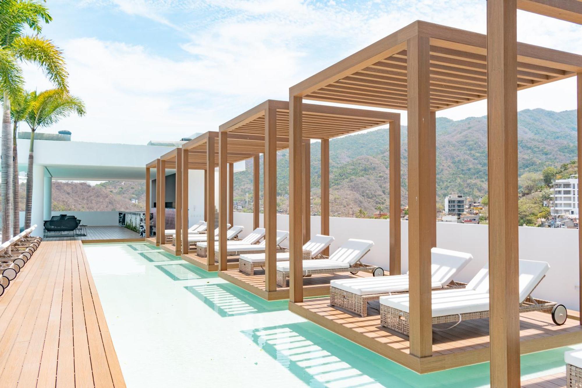 Maxwell Residences Romantic Zone Puerto Vallarta Exterior photo