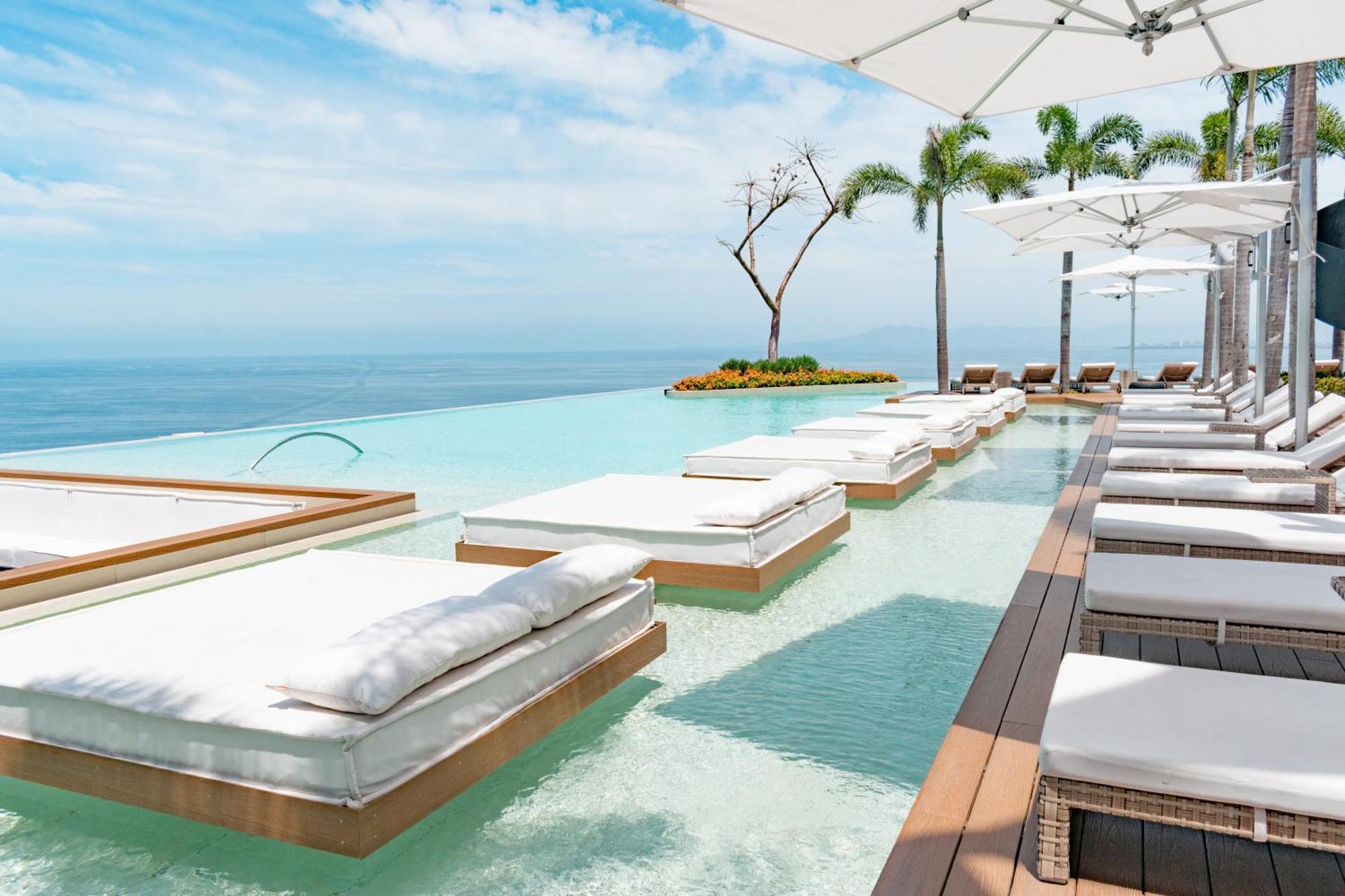 Maxwell Residences Romantic Zone Puerto Vallarta Exterior photo